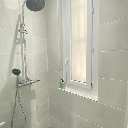 La Cle Clim, Wifi, Vue Port Et Balcon Apartment *